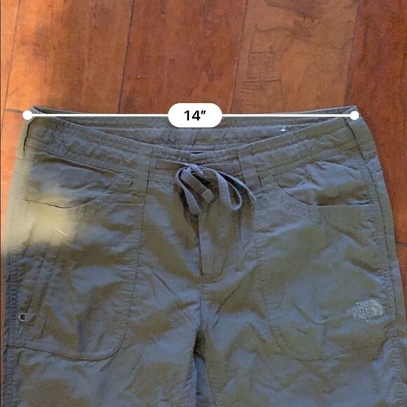 😊 3/$30
The North Face Sz 4 Active Capri or Pants Brown - Picture 7 of 11